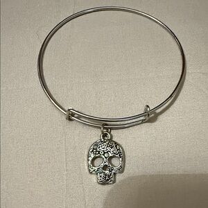 Source Unknown Silver Skull Bracelet